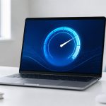 İnternet hız testi yapılan dizüstü bilgisayar ekranı